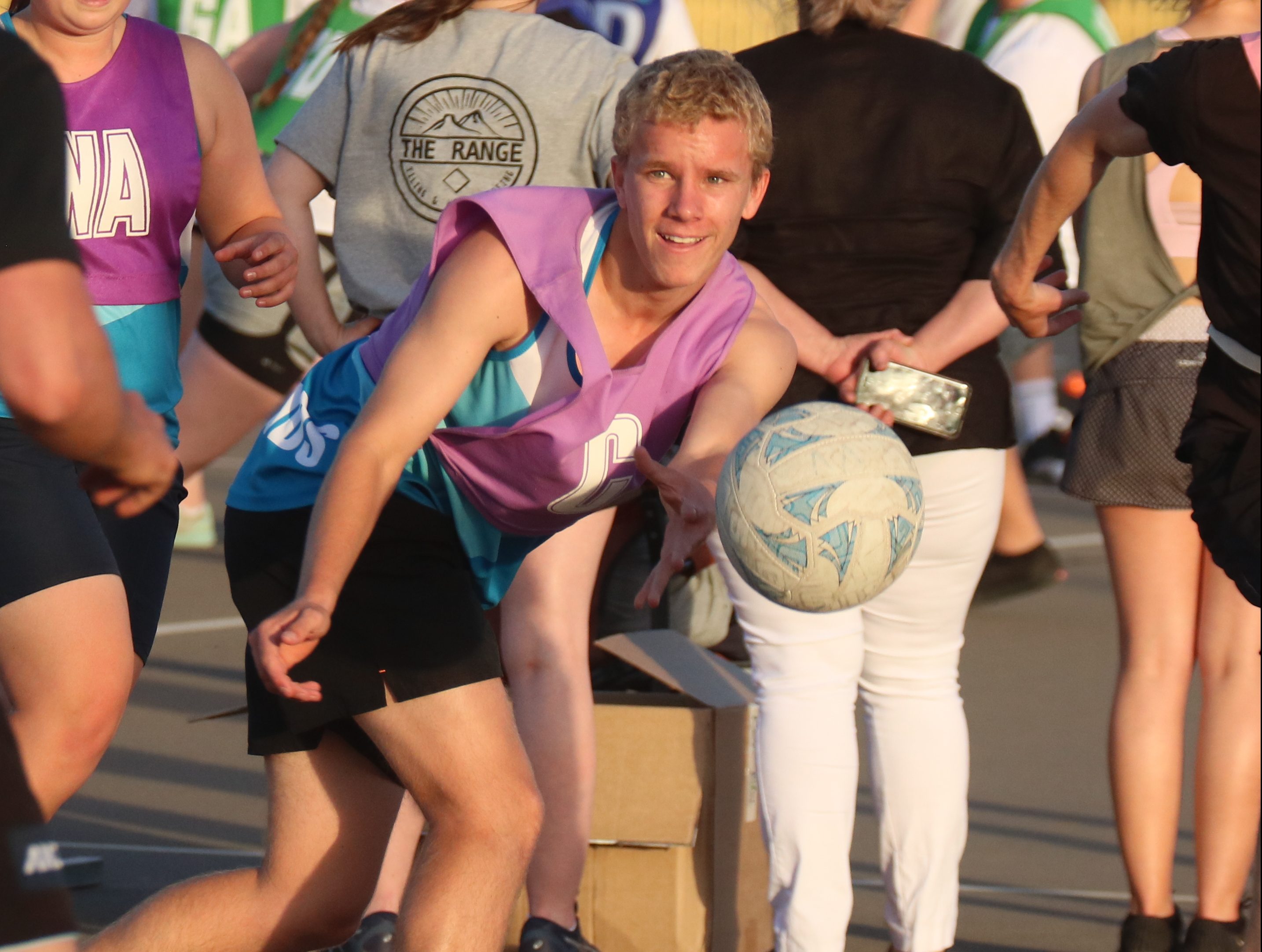 Mixed netball lights up Thursday night