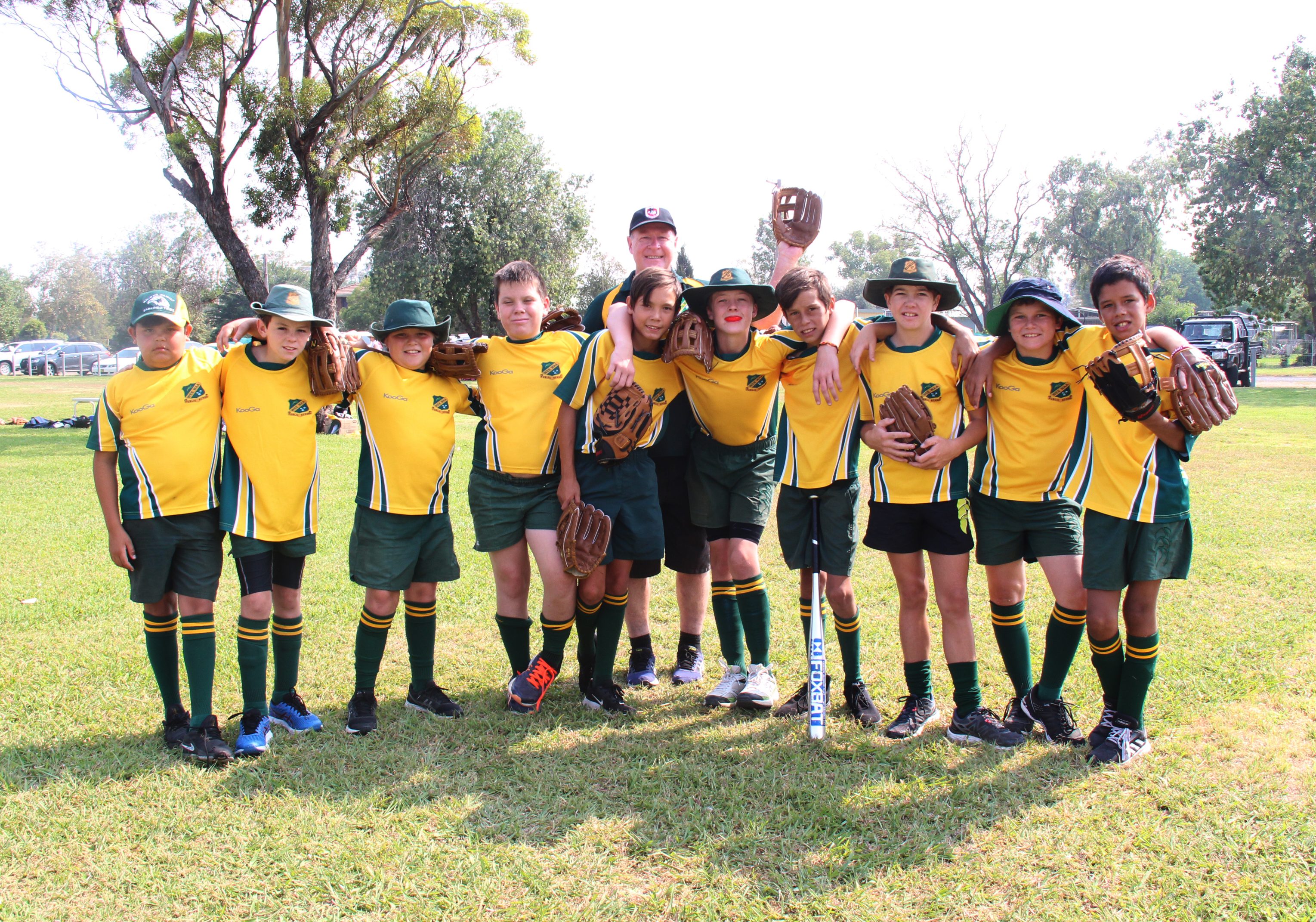 Wee Waa Public School softball team cruises into the PSSA semi-finals