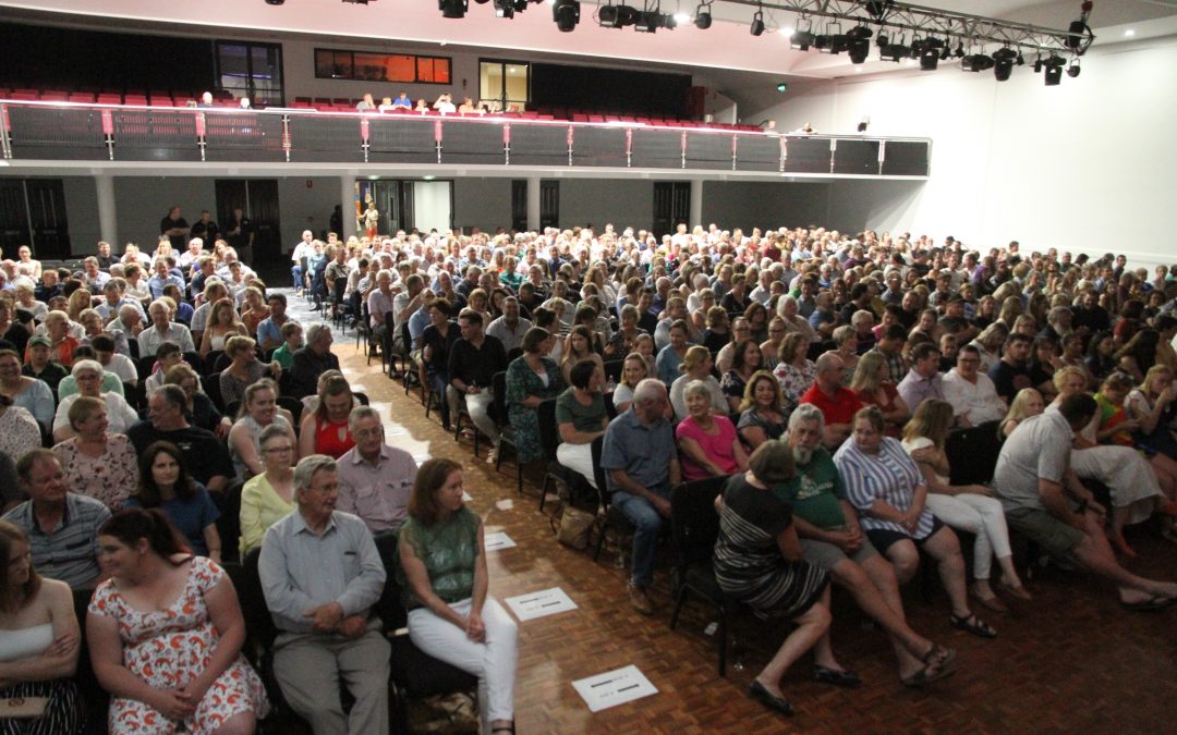 Audience happy with the ‘Happiest Refugee’ Anh Do