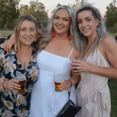 Narrabri Golfie hosts popular Christmas on the Fairway event