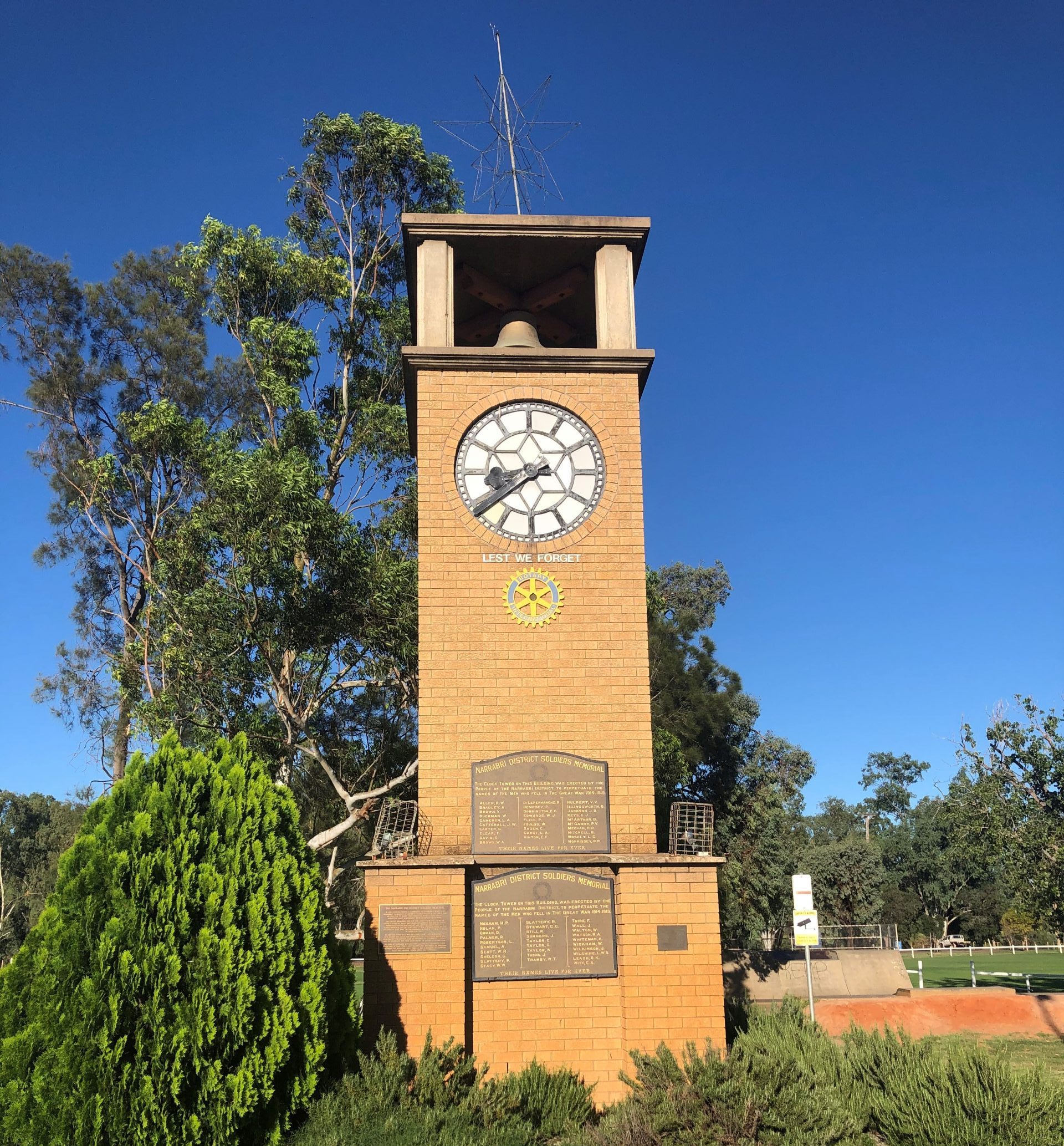 Narrabri’s iconic clock chimes again