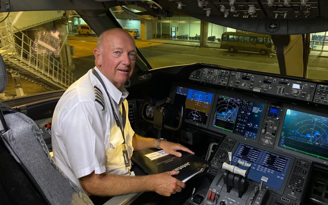 Narrabri Jetstar pilot grounded by COVID-19