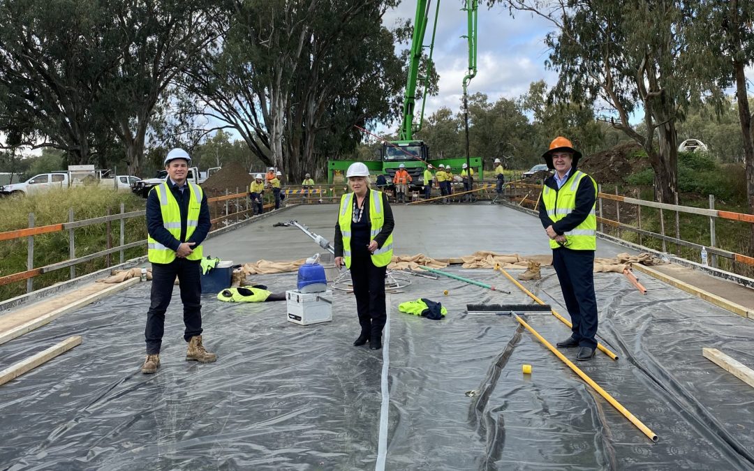 River rise delay but Tarriaro bridge almost finished