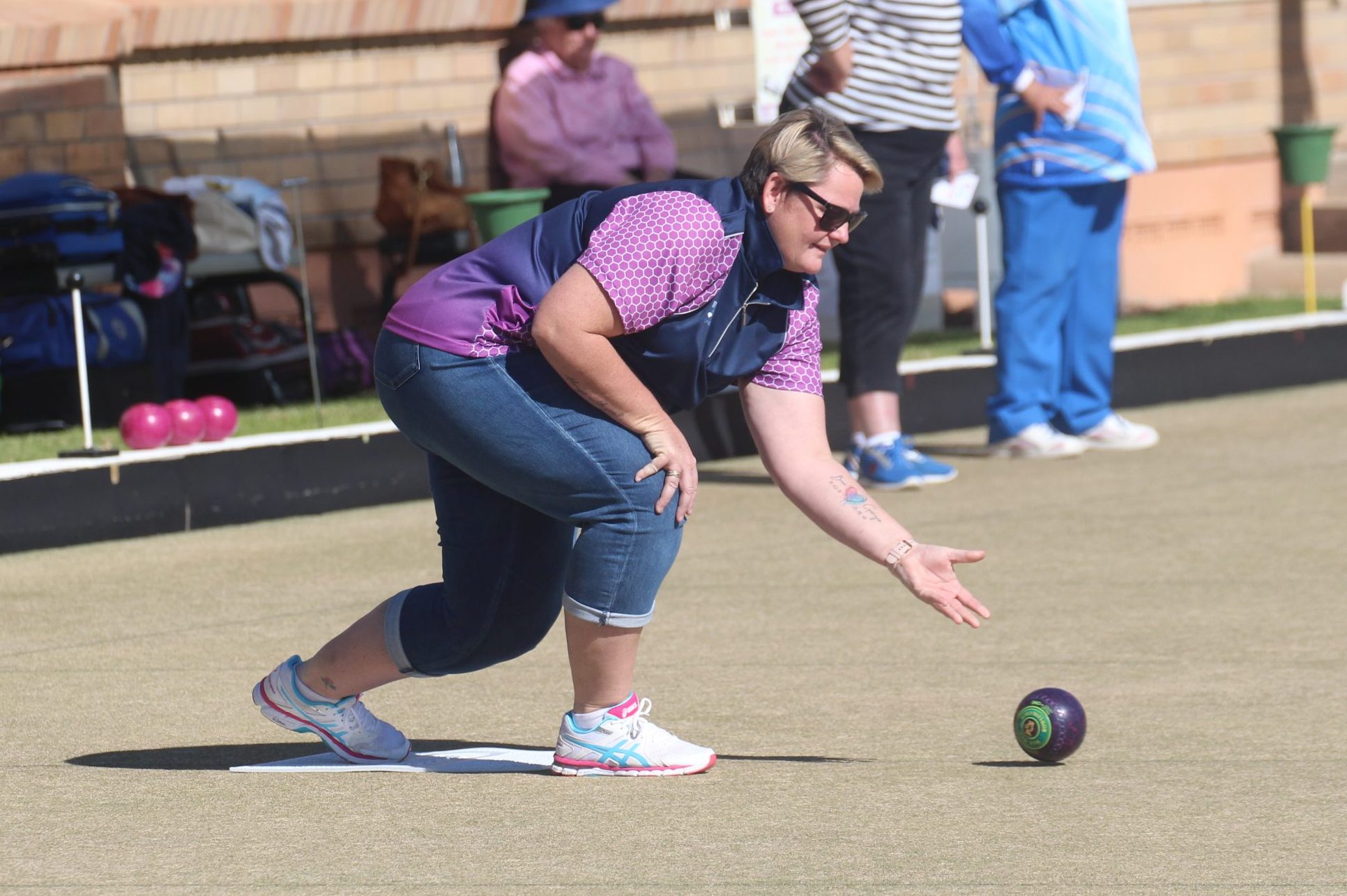 Lady bowlers enjoy a day on the green in Wee Waa
