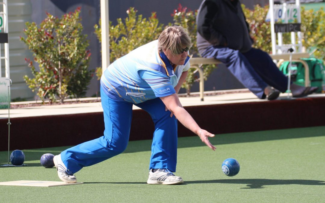 Lorraine Scott wins the Narrabri Women’s Bowling Club’s 2020 Singles title