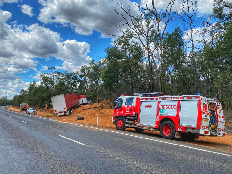 Emergency services at scene of Newell Highway truck crash