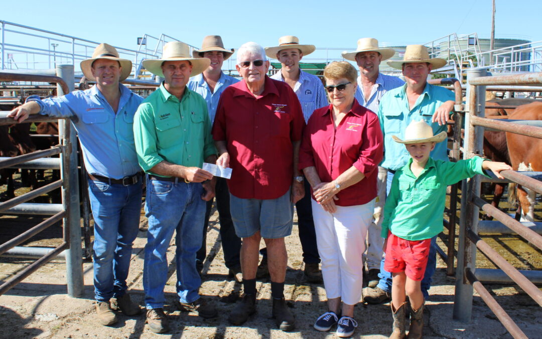 Narrabri’s agents association makes a ‘much appreciated’ donation at first sale of the year
