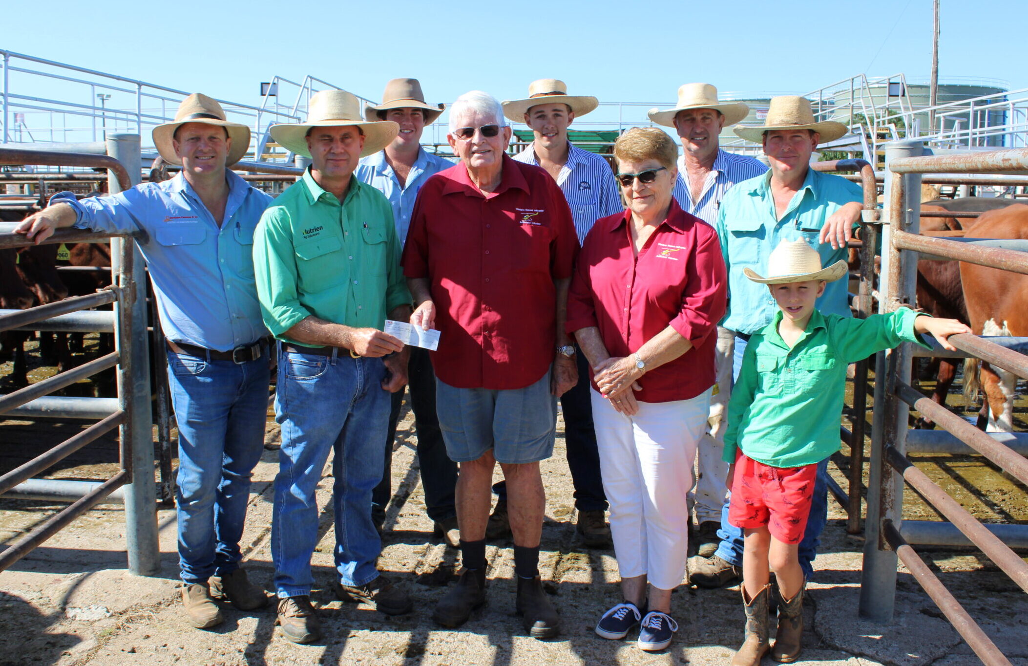 Narrabri’s agents association makes a ‘much appreciated’ donation at first sale of the year