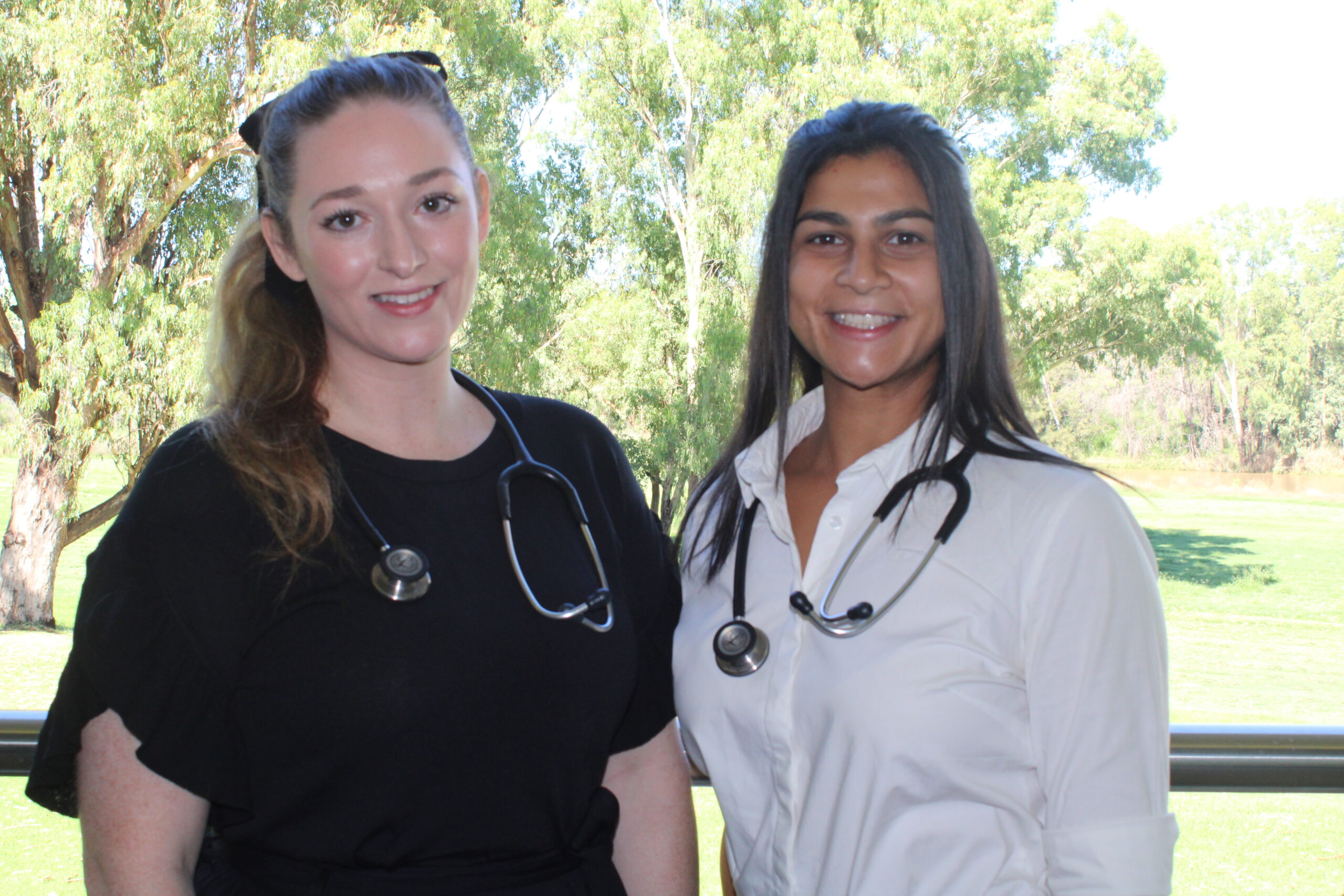 Medical students complete rural placement in Narrabri