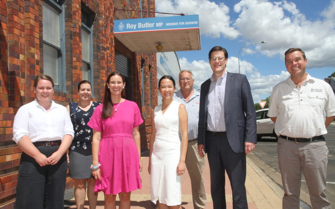 NSW Parliament Speaker drops in to Narrabri