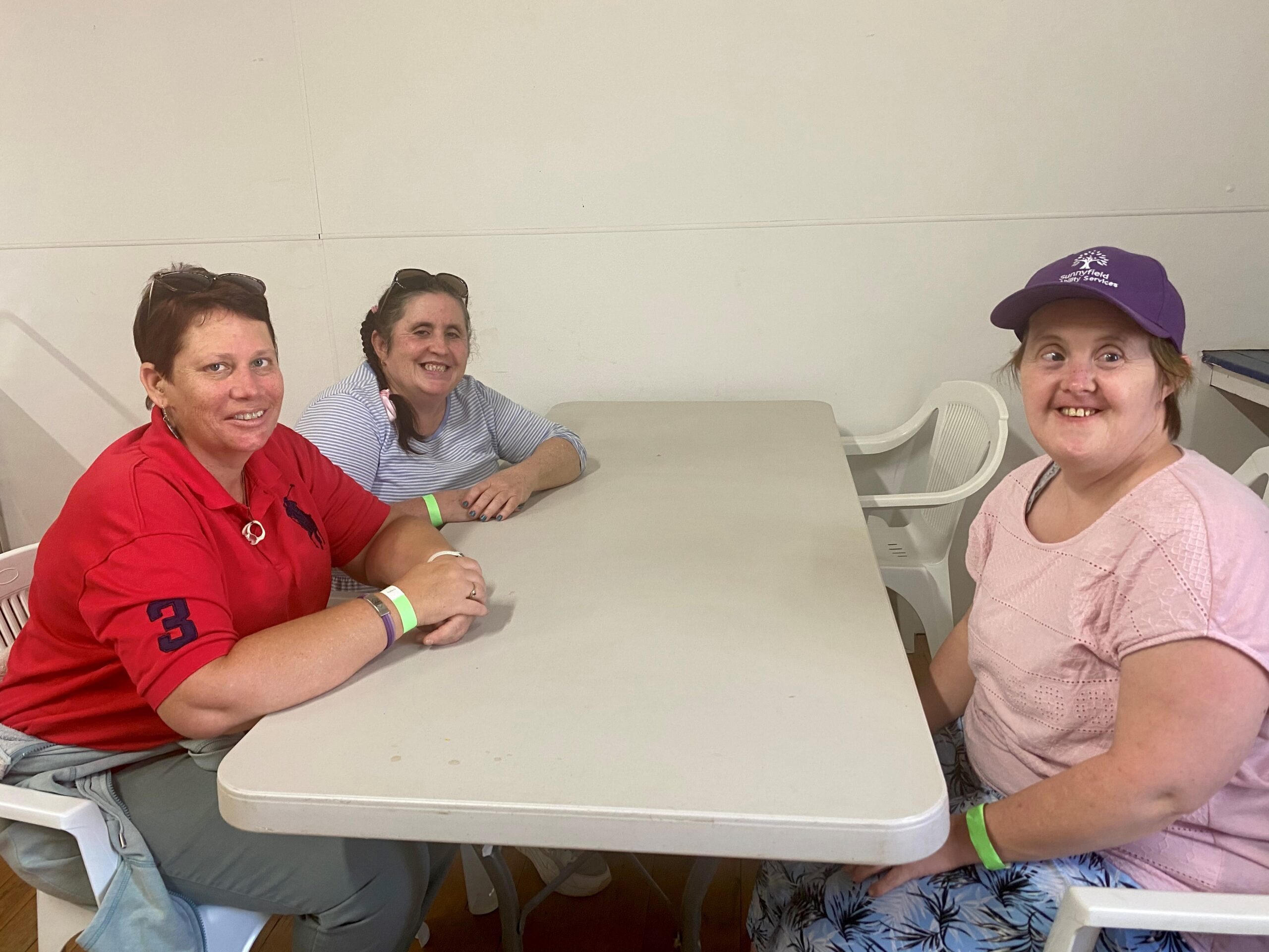 Enjoying a delicious lunch in the dining hall were Tracy Fing, Therese Walton and Kim Scaysbrook.