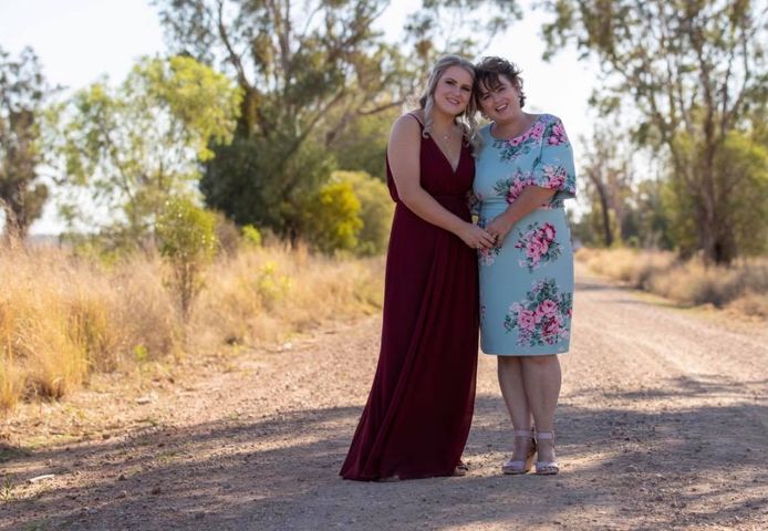 Makayla and Paula Johannesen.
