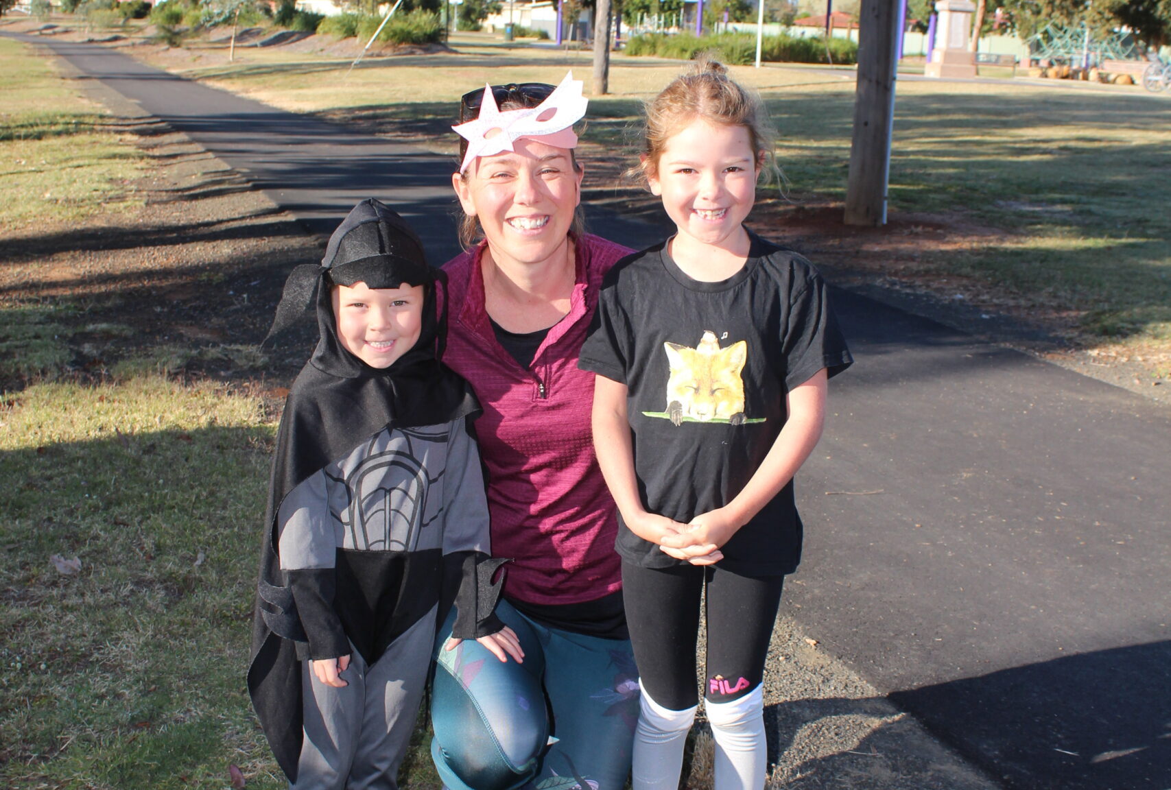 Kapow: superheroes tackle Narrabri parkrun | PHOTOS