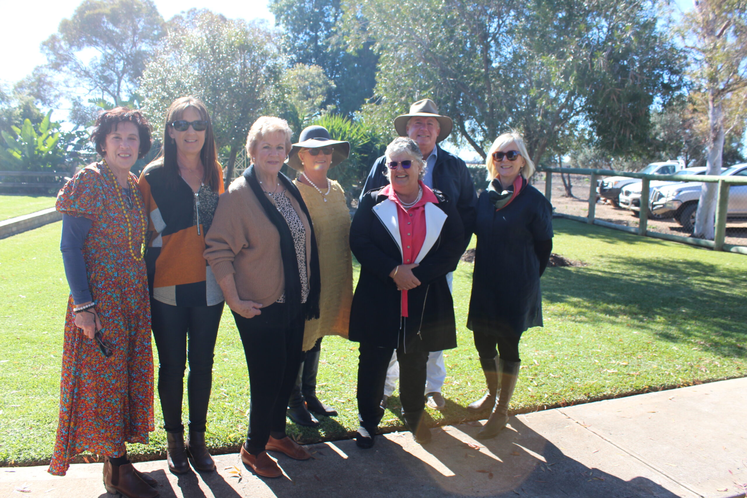 Janelle Schwager, Samantha Smith, Julie Crutcher, Jan Haire, Billy and Kate Schwager and Kylie Greste.