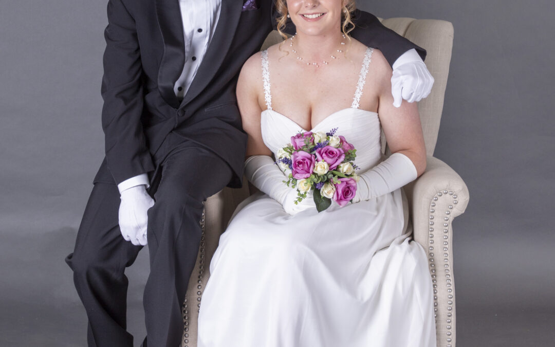 Lodge Namoi 2021 debutantes and their partners | PHOTOS