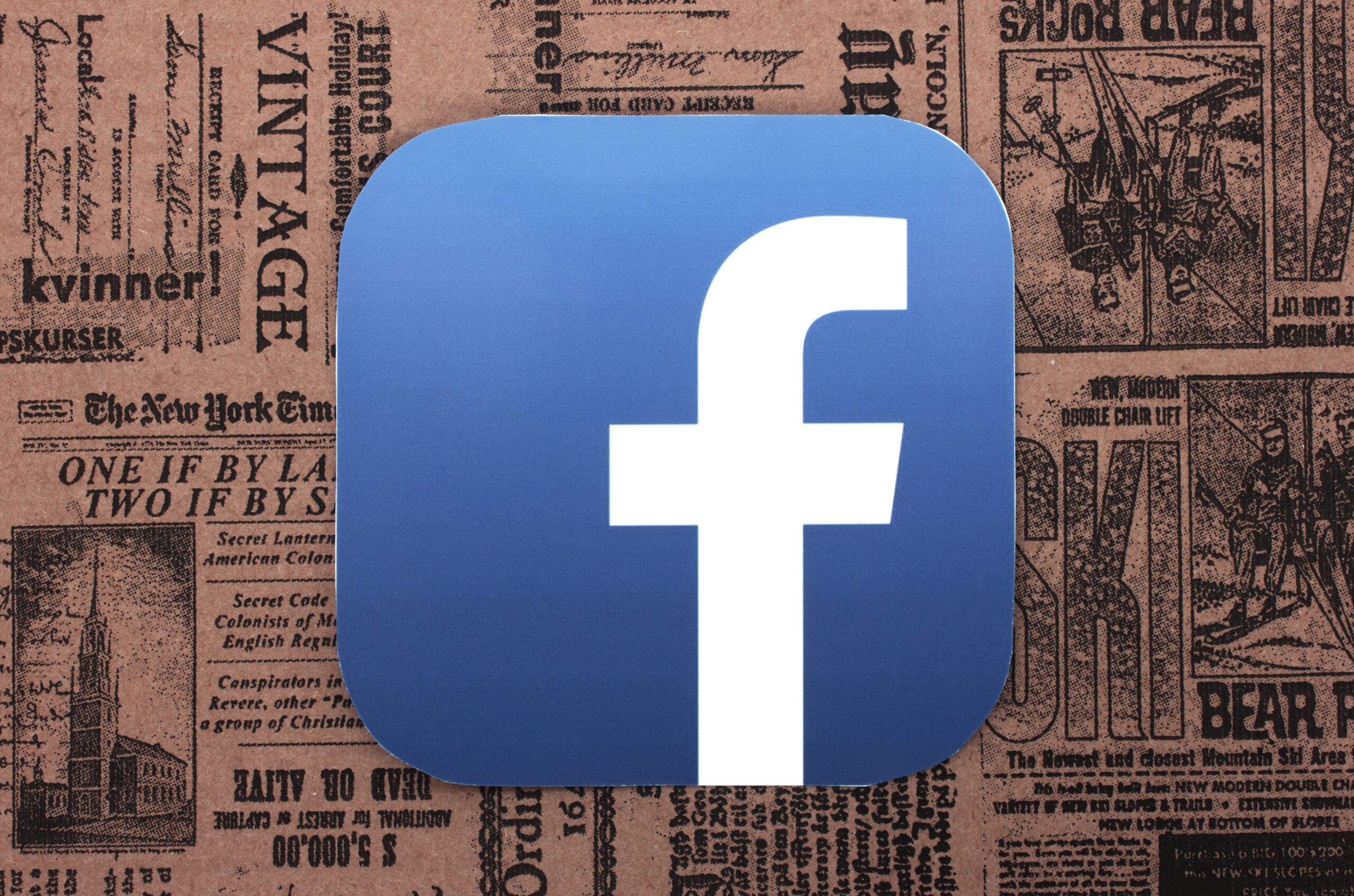 Country newspaper body signs deal with Facebook