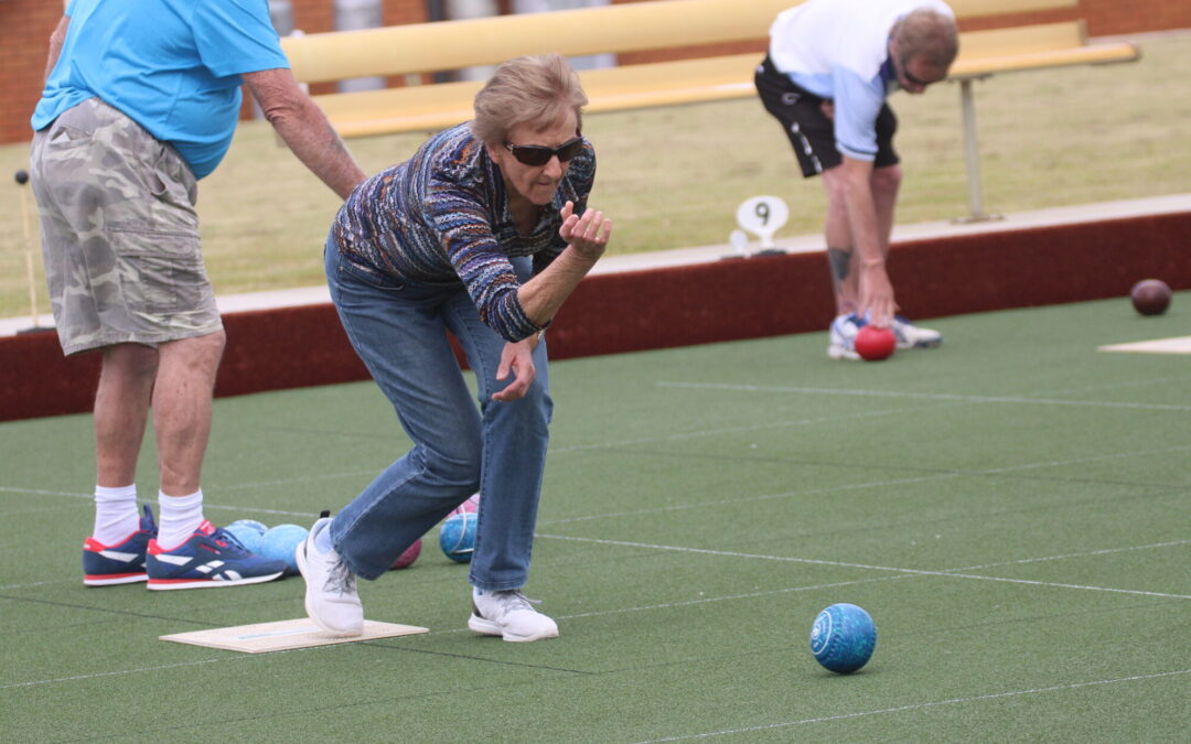Bowlers return to the green after Narrabri emerges out of lockdown | PHOTOS