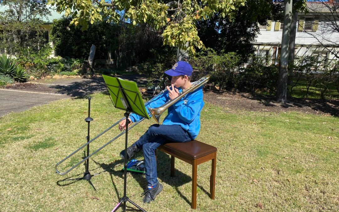 Play Music on the Porch Day at Narrabri High
