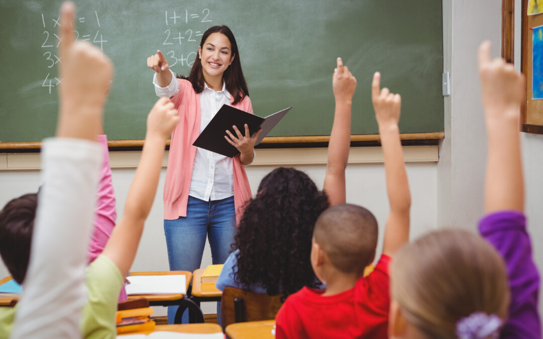 NSW government incentives review to focus on improving benefits for regional teachers