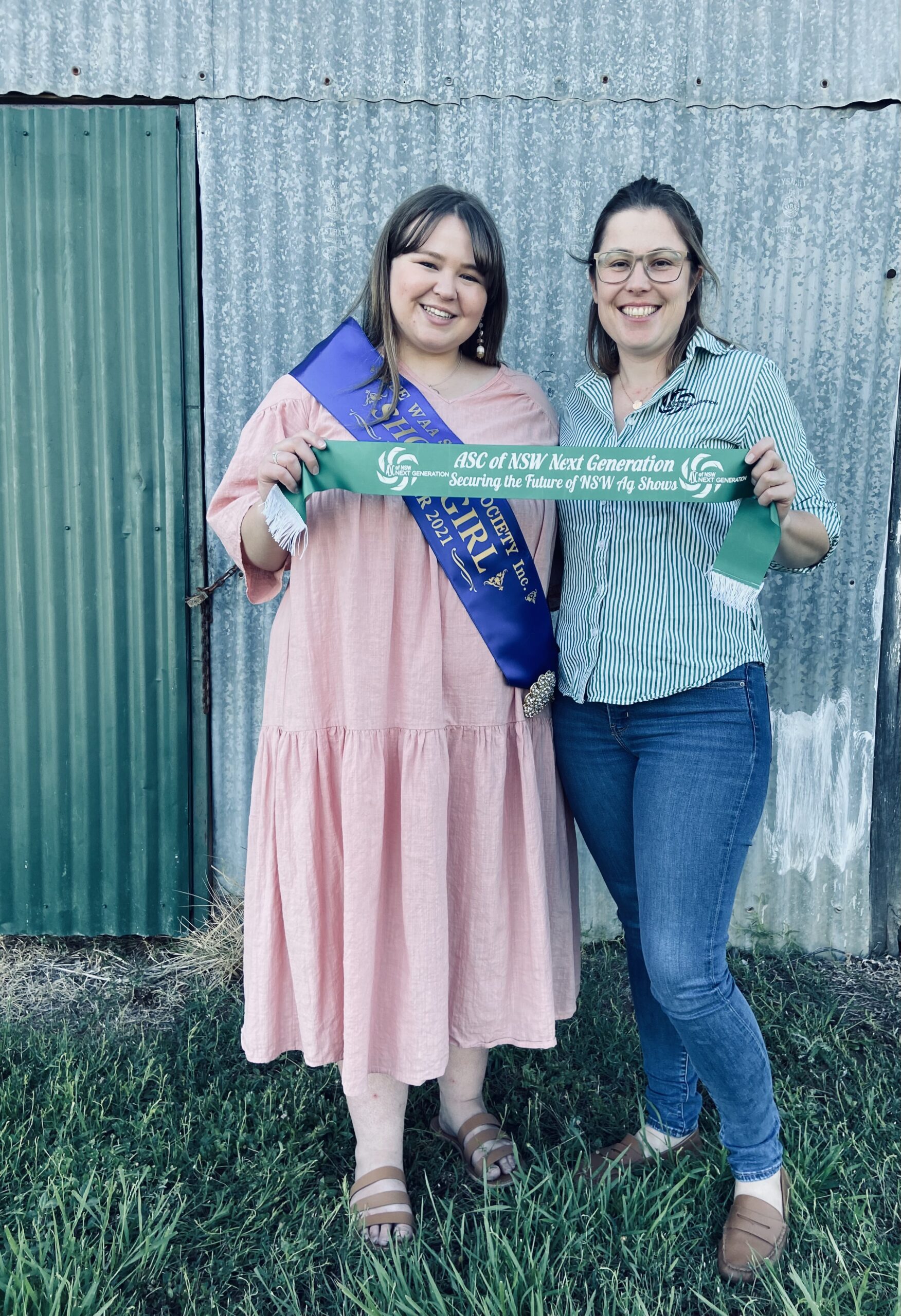 2021 Wee Waa Showgirl Georgia Dickinson with Group 14 Next Gen. delegate Bec Cope. Georgia and Georgie Haire were both recipients of the Agricultural Societies Council of NSW’s Next Gen award.