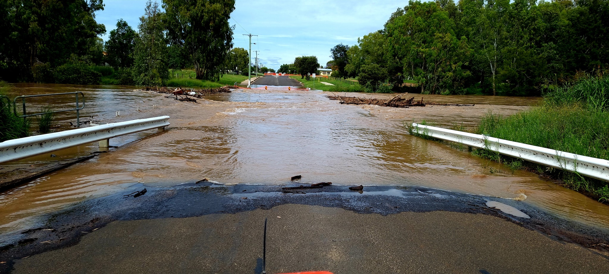 Moderate creek flooding possible in Narrabri tomorrow