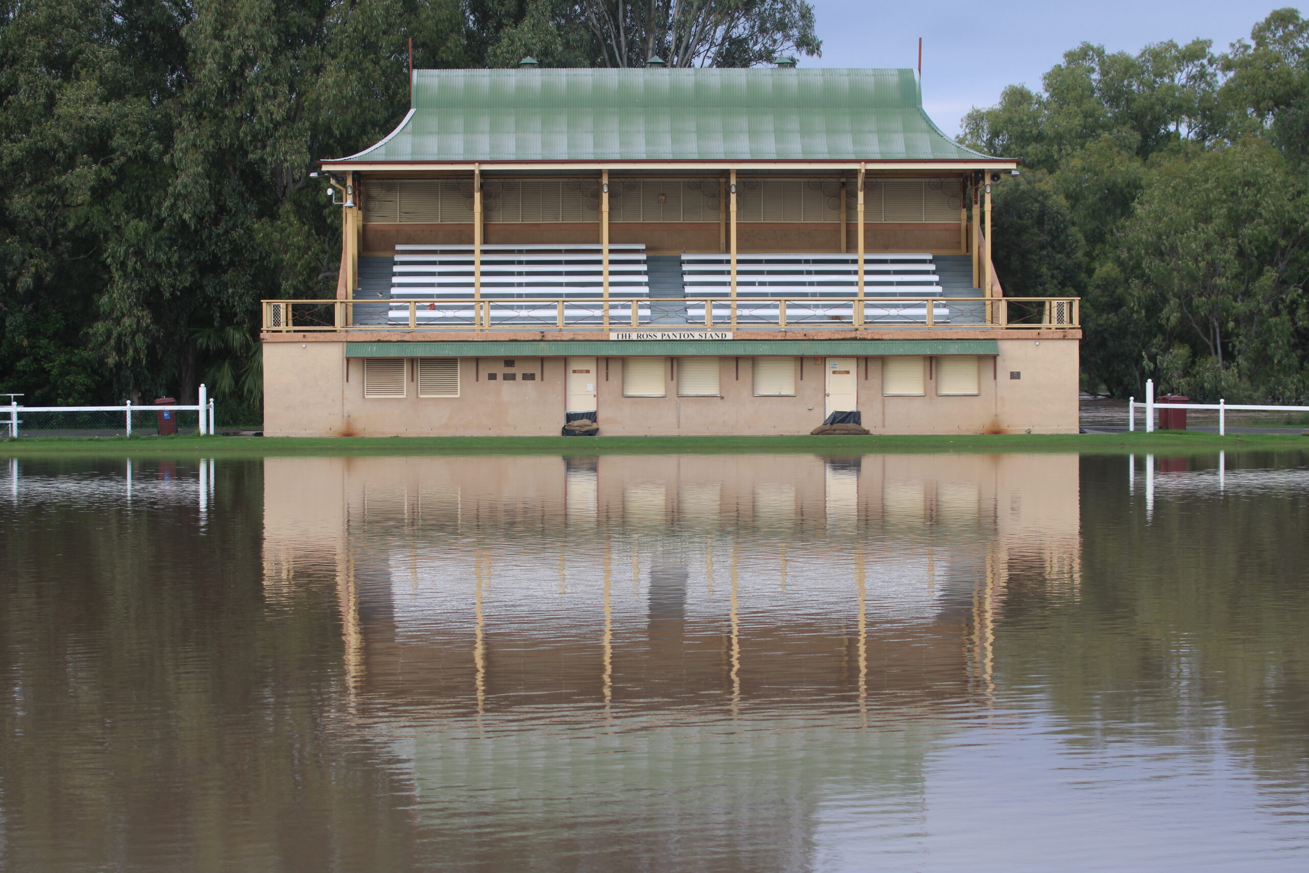 Narrabri sporting fields and facilities go underwater | PHOTOS