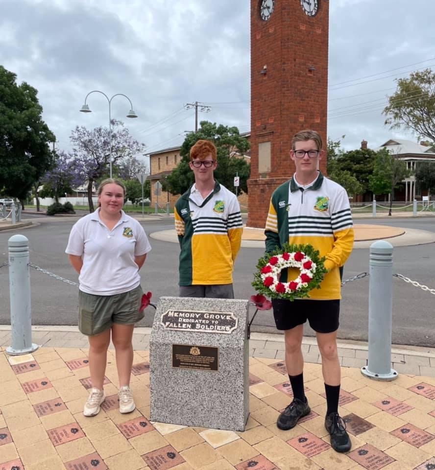 Members of Wee Waa High School’s new leadership team, vice-captain Chloe George, vice-captain Cameron Speer and captain Thomas Eldridge lay a wreath at the town’s war memorial on the morning of Thursday, November 11. The students then hosted a whole school virtual ceremony at 11am, paying their respects to those who have served.