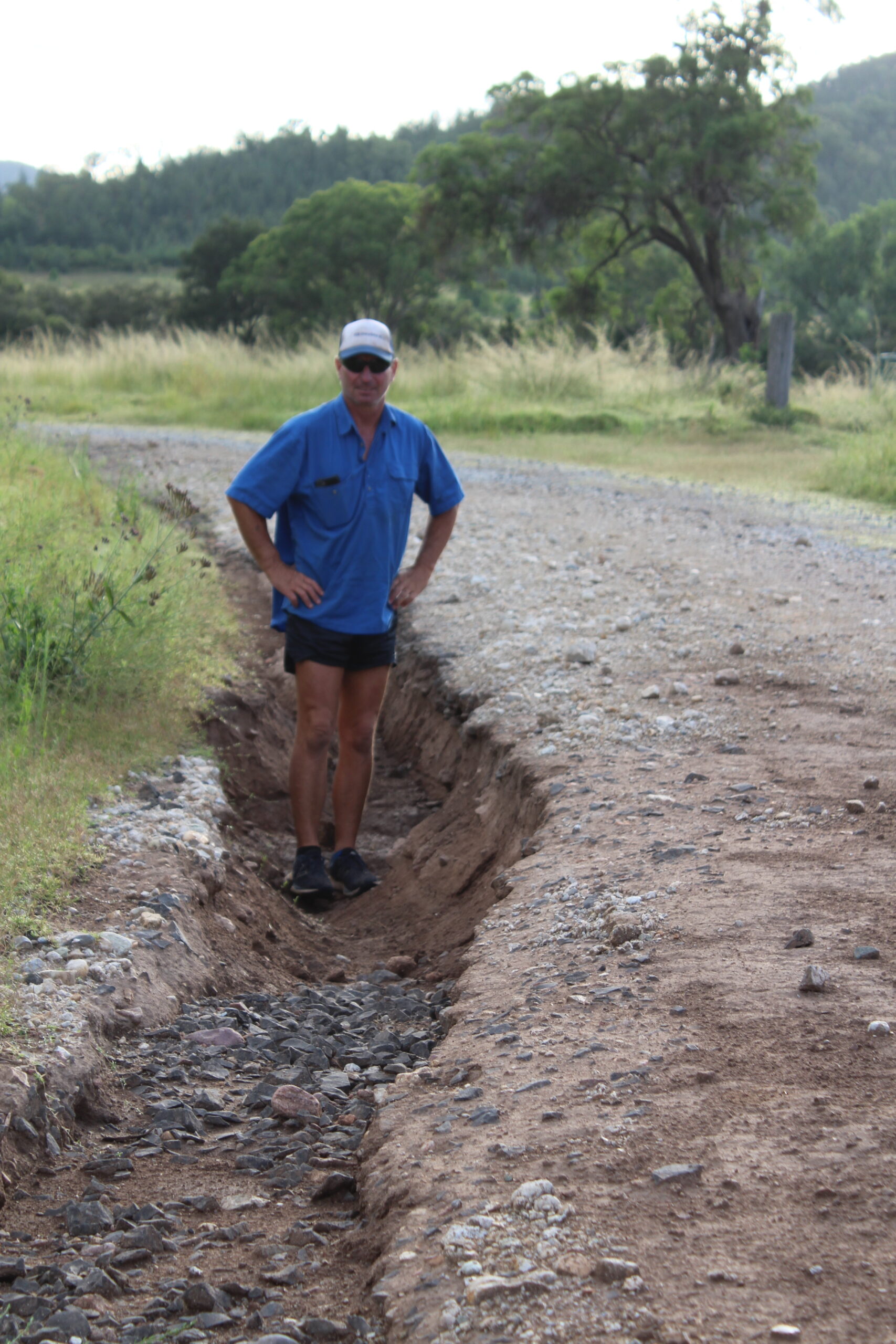 Calls for calm after Dripping Rock road closure