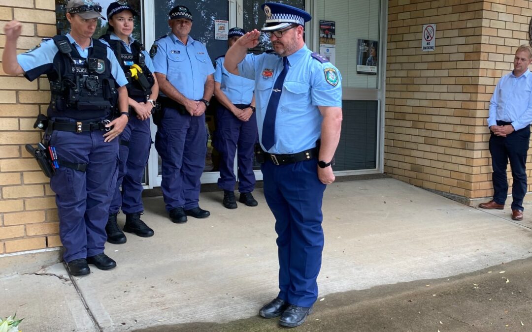 Wreaths laid in honour of former Inspector