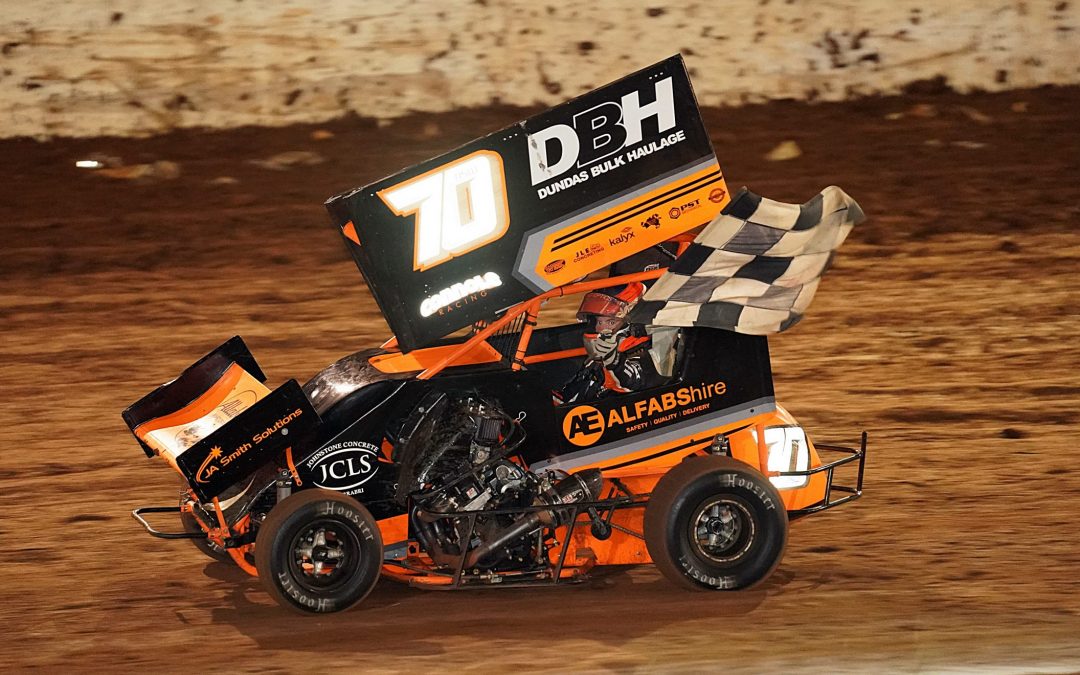 Narrabri speedway drivers clean up on the Easter long weekend