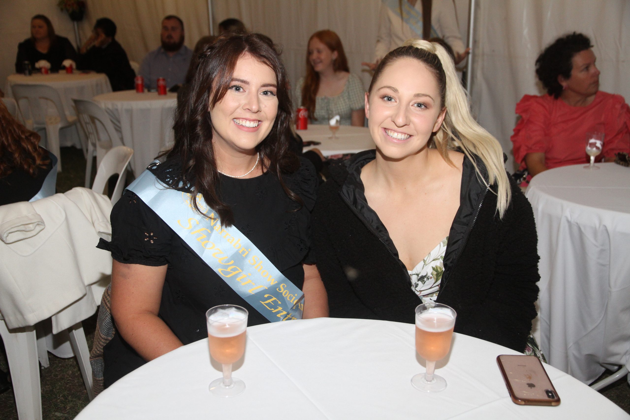 Narrabri Showgirl competition entrants interviewed at cocktail evening | PHOTOS