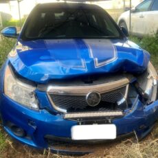 Police arrest man after high speed chase, crash