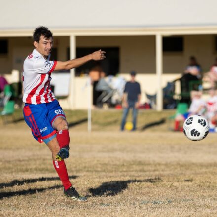 Wee Waa United remains in the major semi-final hunt with home win