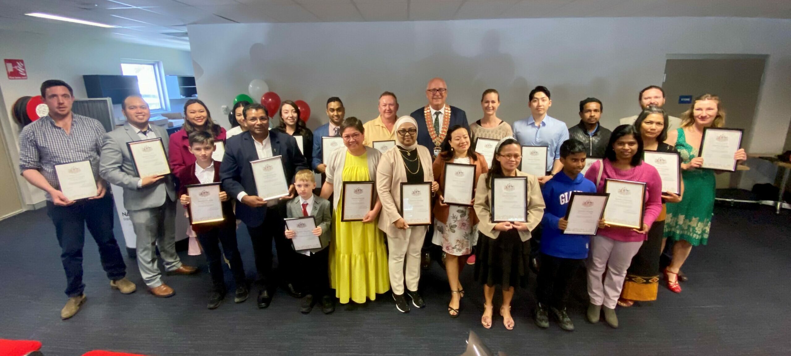 Shire ceremony sees 22 new citizens welcomed
