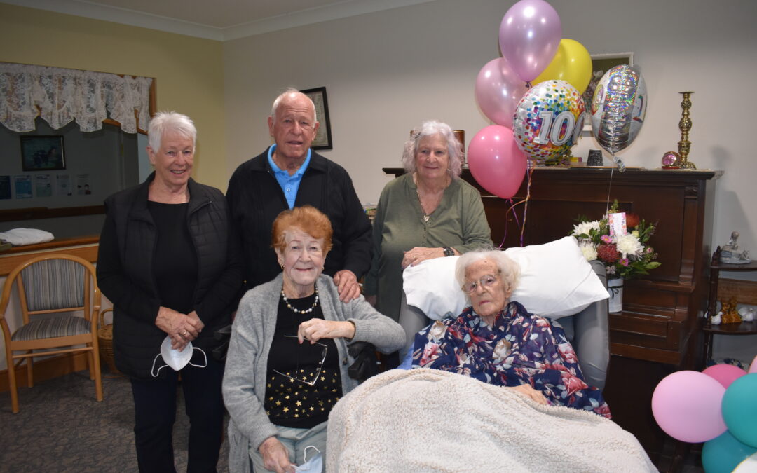 Onus Hardman celebrates 100th birthday | PHOTOS
