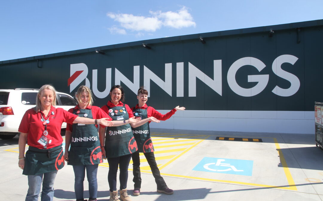 Retail giant Bunnings opens its doors in Narrabri