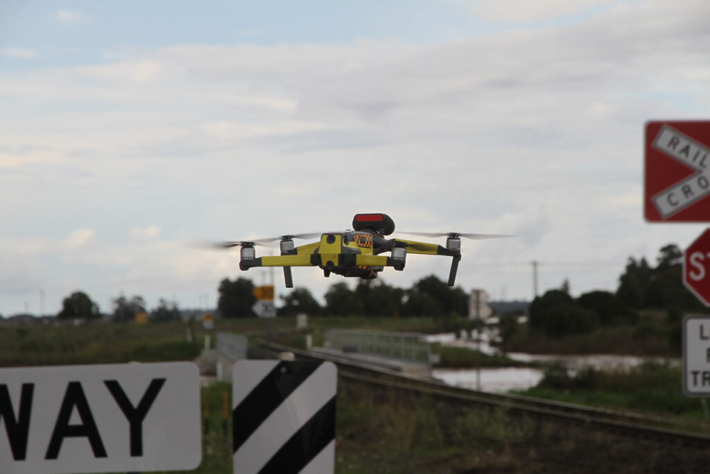 Live video from the drone gives a bird’s eye view to inform emergency personnel of flood behaviour in real time.