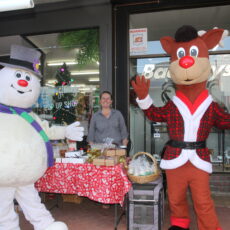 Thousands turn out for Narrabri’s Christmas street carnival
