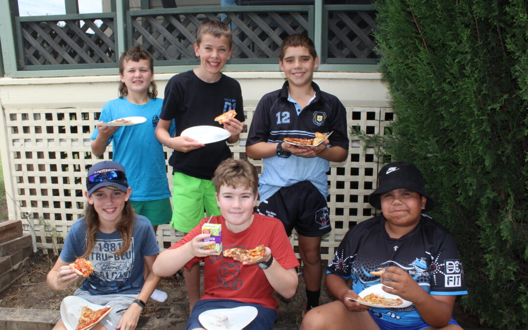 NDCAS hosts pizza and ice cream day