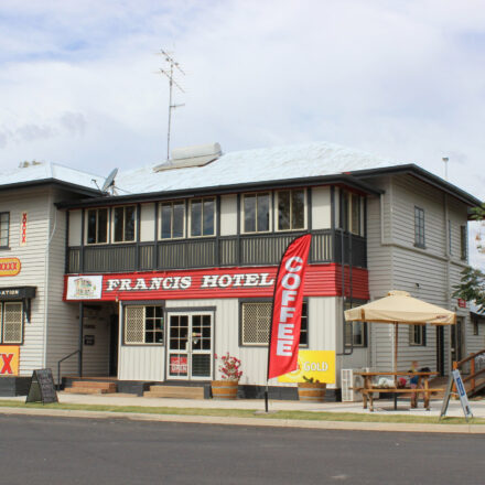 Opportunity to lease iconic Francis Hotel in Thallon