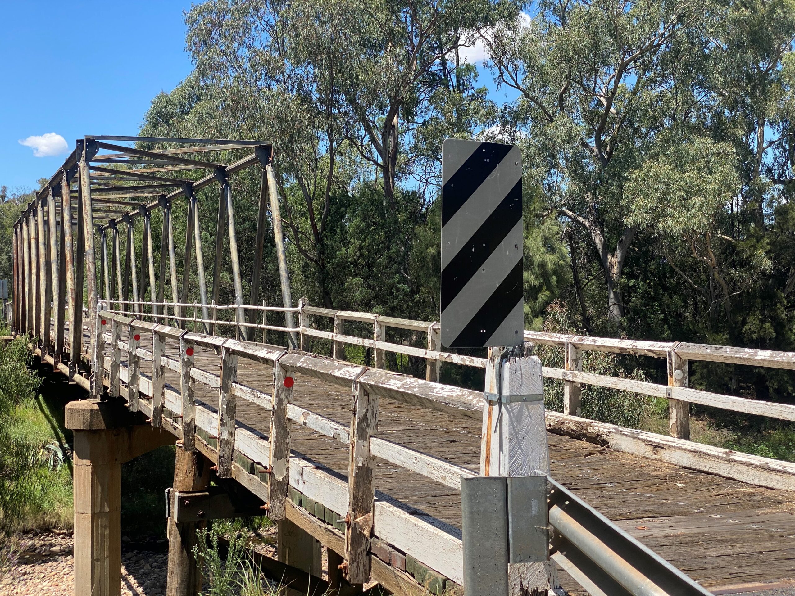 A new bridge for Bullawa Creek … and for many a nostalgic farewell to the old structure