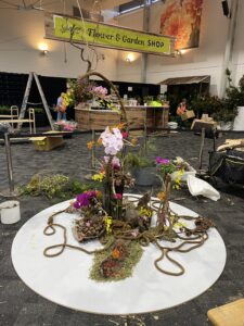 Francis Drysdale collaborated with Inverell resident Peter Rainger to enter two classes of the floral art section. The pair took part in the prestigious ‘National Floral Designer Competition Class 148’, a competitor section entered by invitation only.