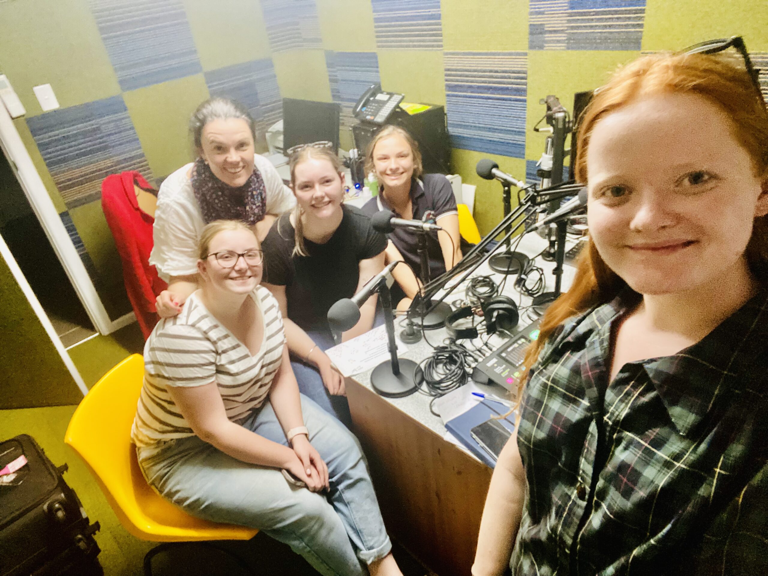 Mentor/producer Ali Smith, outstanding 2021 Wee Waa High School graduates Amelia Kiem, Bryoney Allen and Alisha Conomos who were interviewed by podcaster Mackenzie Jones.