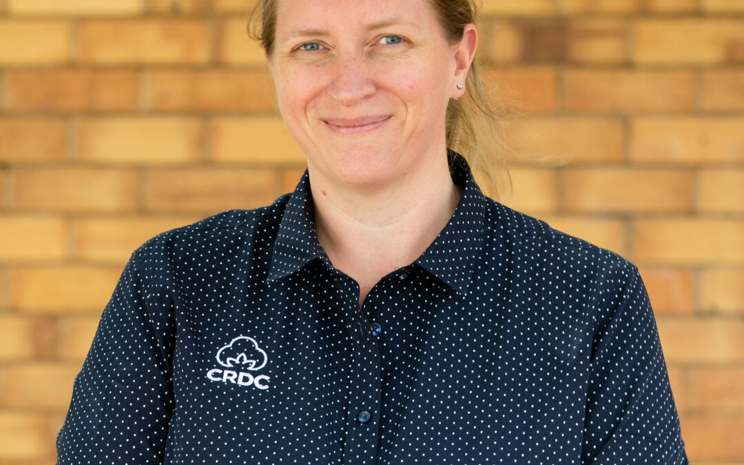 Former cotton scientist returns to research roots