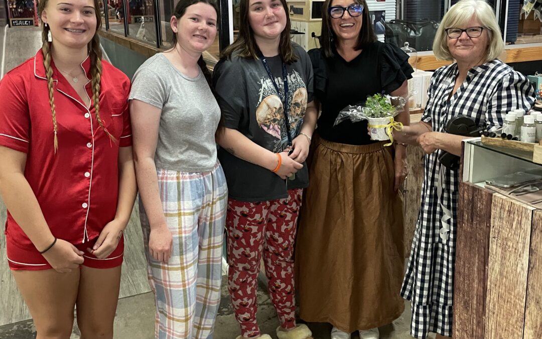 Year 12 students show appreciation to the community