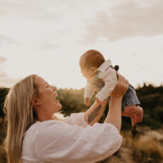 Lisa Richardson welcomes baby Hunter