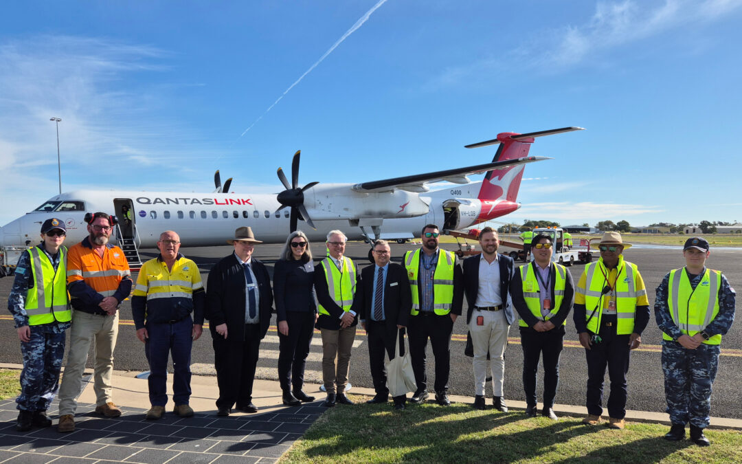 Exciting new chapter in Moree aviation history as Qantas Q400 touches down