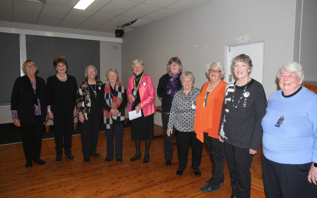 Camera at the Inner Wheel changeover dinner | PHOTOS