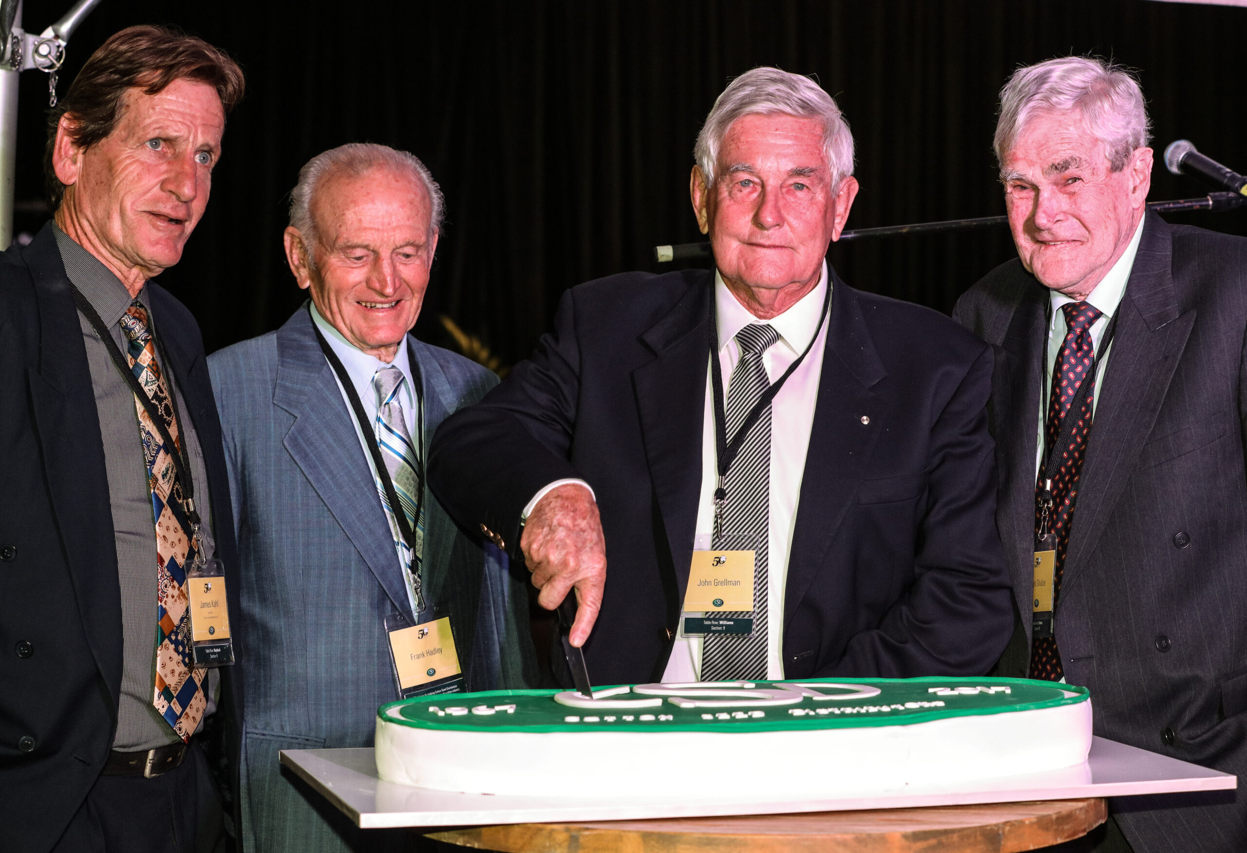 Ralph Schulze AM remembered for service to cotton industry, community