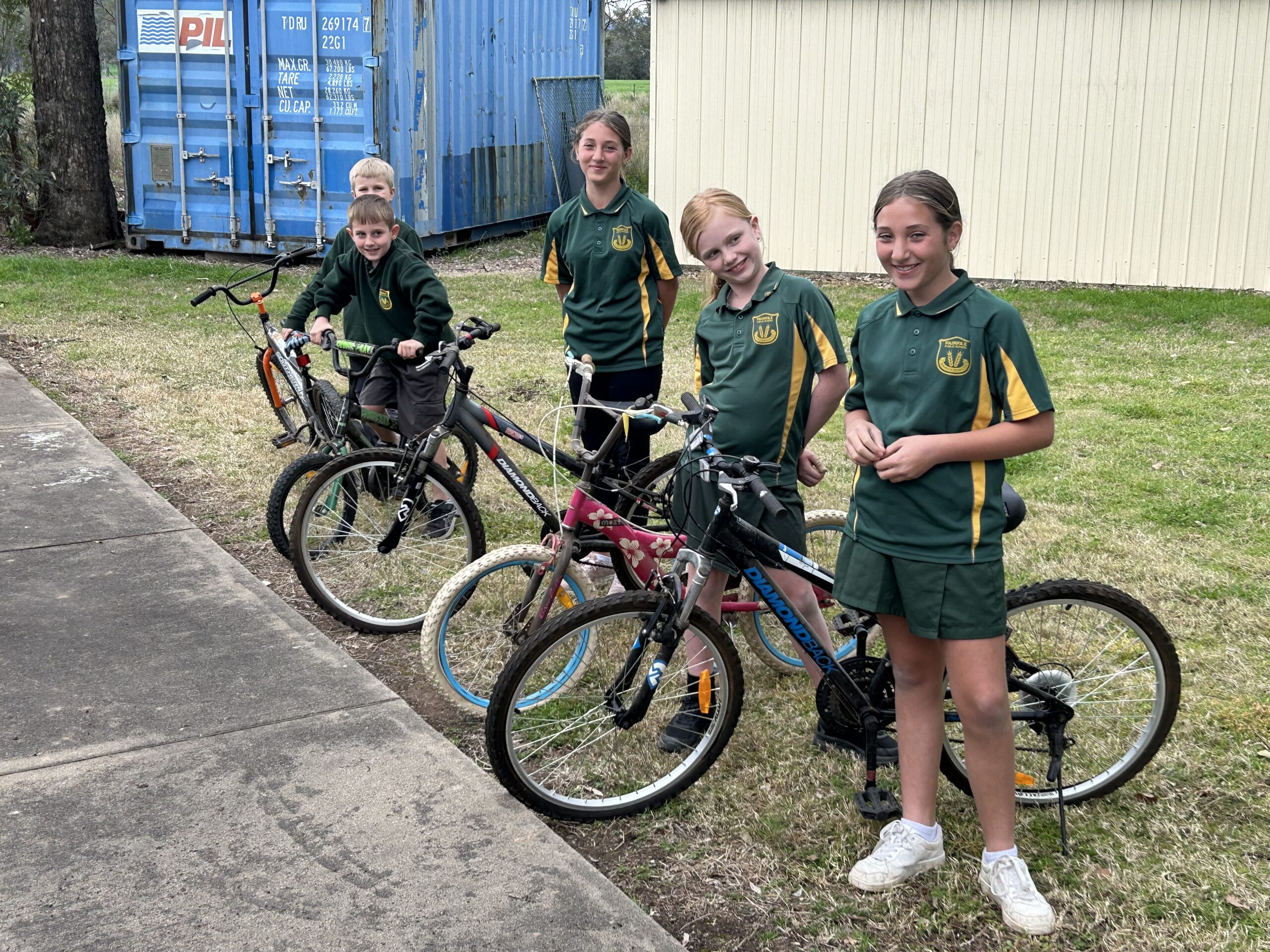 Fairfax students learning the skills of tennis